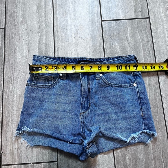Joes Jeans Girls Cut Off Shorts Size 14 - Picture 2 of 6